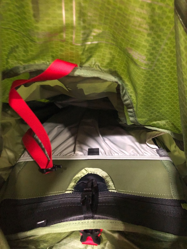 Photo 6 of +Minor damage zipper missing handle part+ Osprey Atmos AG 50 Men's Backpacking Backpack Mythical Green Small/Medium