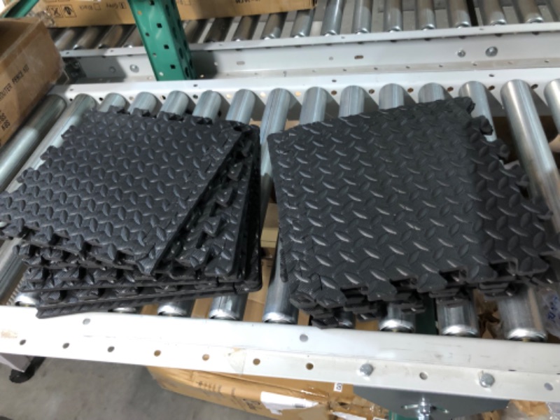 Photo 2 of [USED]  12x12" Black Foam Interlocking Mat - 19pc