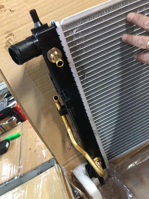 Photo 5 of A-Premium Engine Coolant Radiator Compatible with Chevy Silverado, Suburban, Tahoe & GMC Sierra, Yukon & Cadillac Escalade, Automatic Transmission, With TOC, Without EOC, Replace# 15193108, 2423 Without Engine Oil Cooler