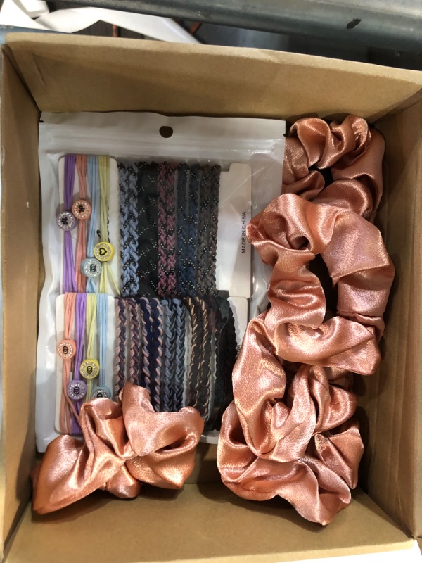 Photo 1 of Hair Tie Box