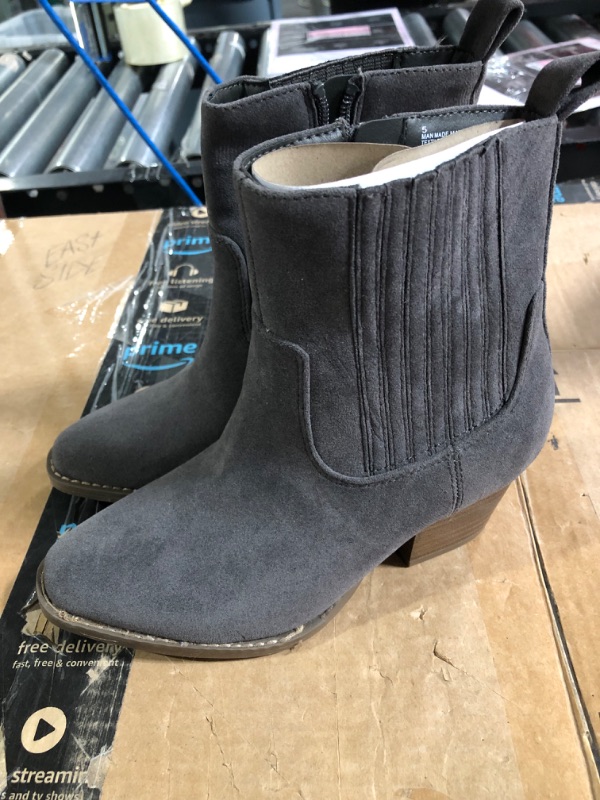 Photo 3 of Women's Solita Western Boots - Universal Thread Charcoal Gray 5