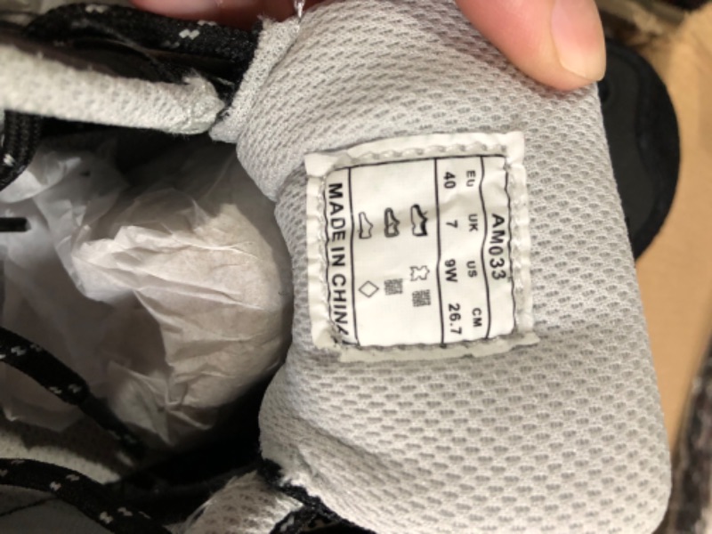 Photo 1 of Knixmax Hiking Shoes Lightweight Non-Slip Size 9W Black