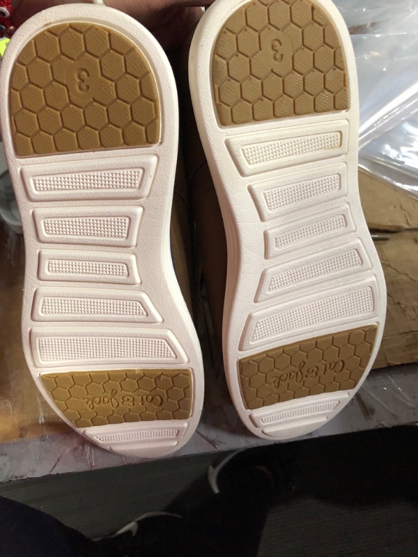 Photo 1 of CAT & JACK FRANCO BOYS SHOES 3