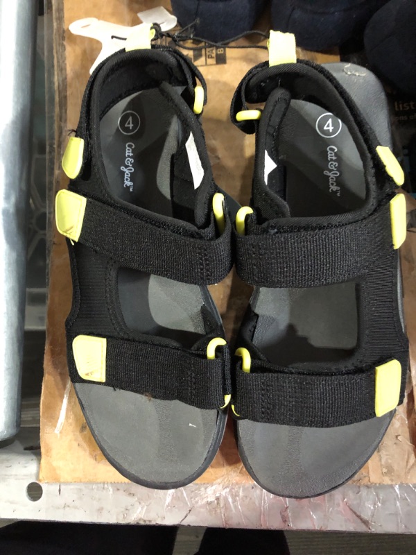 Photo 2 of Boys' Corbin Sandals - Cat & Jack™ 4