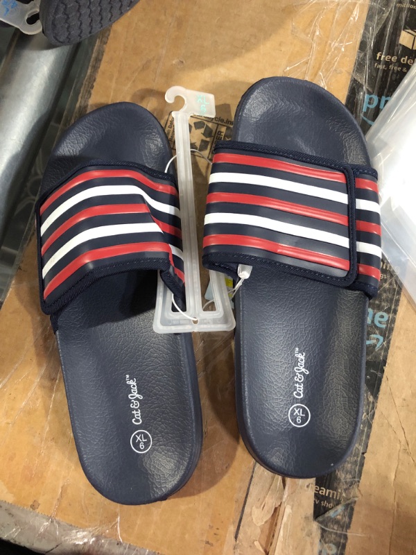 Photo 2 of Cat & Jack™ SLIDES NAVY BLUE XL