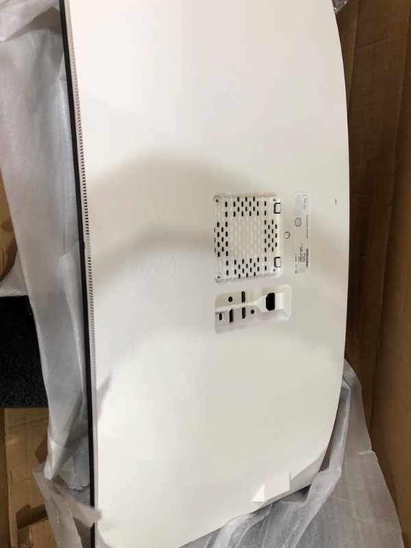Photo 1 of *Stock Photo* LG QHD 42-Inch Computer Monitor 32QN600-B, IPS with HDR 10 Compatibility and AMD FreeSync, white 32 inch Tilt