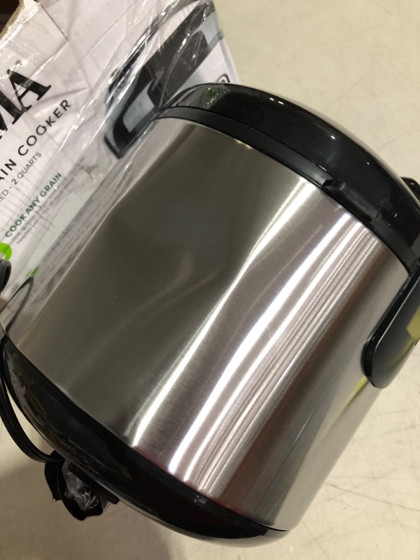 Photo 4 of * item used and damaged * see all images *
Aroma Housewares ARC-914SBD Digital Cool-Touch Rice Grain Cooker and Food Steamer,