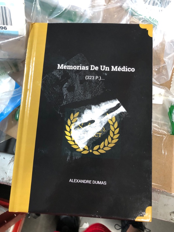 Photo 2 of *MINOR DAMAGE TO FRONT*Memorias De Un Médico: (323 P.)... (Spanish Edition)