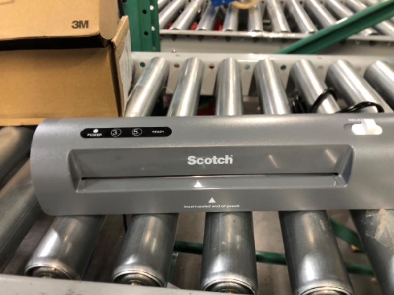 Photo 2 of Scotch Thermal Laminator TL901X