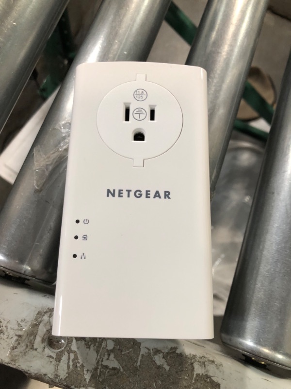 Photo 2 of NETGEAR Powerline adapter Kit, 2000 Mbps Wall-plug