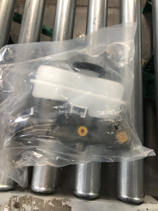 Photo 1 of Dorman M39637 Brake Master Cylinder Compatible with Select Ford / Mercury Models