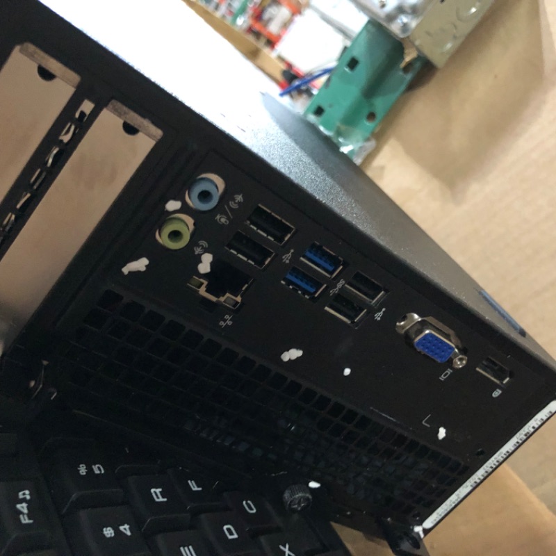 Photo 2 of Dell Optiplex 7050 SFF Desktop PC 