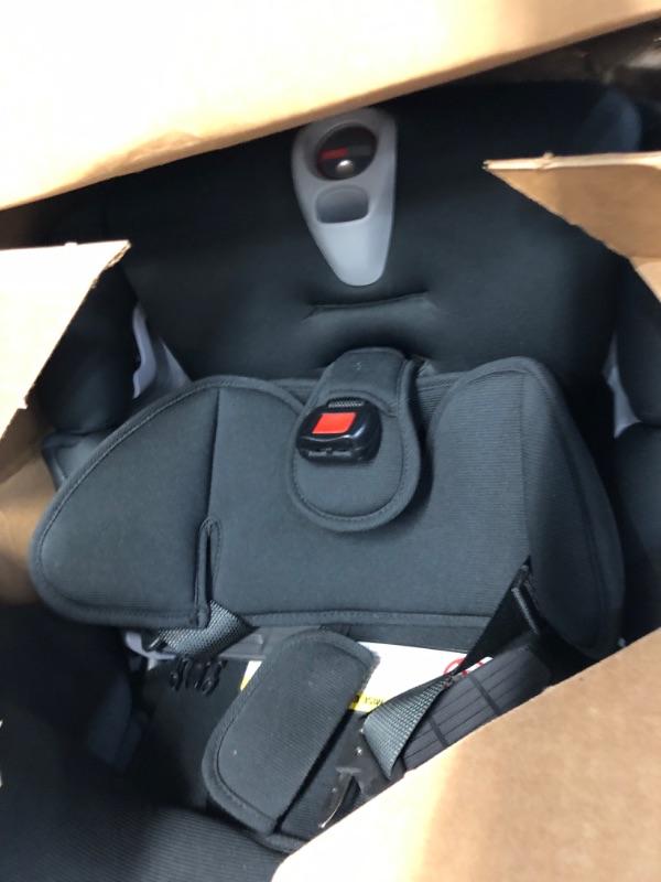 Photo 3 of Britax Boulevard ClickTight Convertible Car Seat