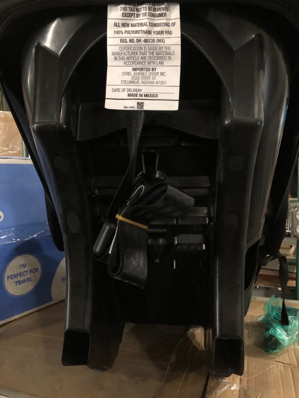 Photo 3 of Cosco Onlook 2-in-1 Convertible Car Seat, Rear-Facing 5-40 pounds and Forward-Facing 22-40 pounds and up to 43 inches