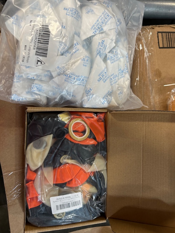 Photo 1 of **MISCELLANEOUS BUNDLE**
