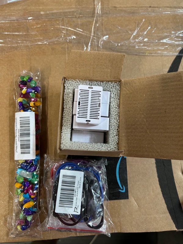 Photo 1 of **MISCELLANEOUS BUNDLE**
