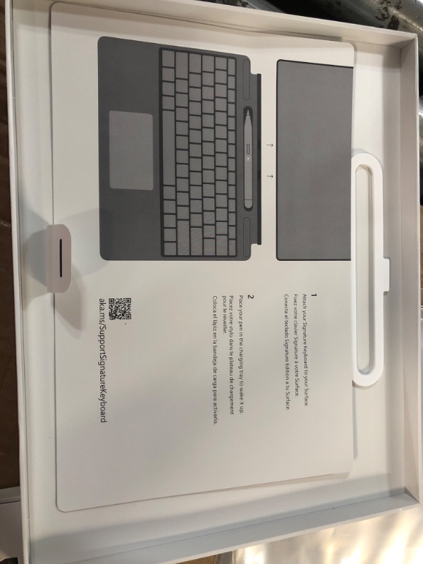 Photo 4 of Microsoft Surface Pro Signature Keyboard with Microsoft Surface Slim Pen 2 - Platinum