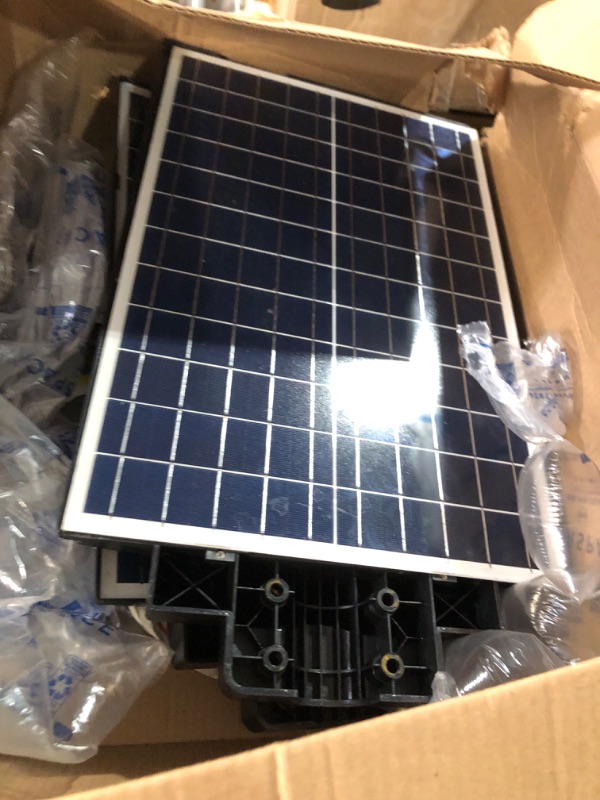 Photo 2 of ***FOR PARTS ONLY***
JAYNLT 2PACK 600W Solar Street Lights Outdoor,2PACK