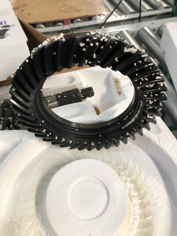Photo 1 of Yukon Gear & Axle (YG D30S-488TJ) High Performance Ring & Pinion Gear Set for Dana 30 Short Pinion Differential