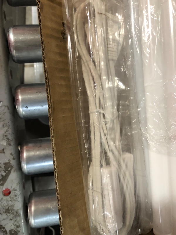 Photo 1 of (Pack of 14) Barrina LED T5 Integrated Single Fixture, 4FT, 2200lm, 6500K (Super Bright White), 20W, Utility Shop Light, Ceiling and Under Cabinet Light, Corded Electric with Built-in ON/Off Switch
