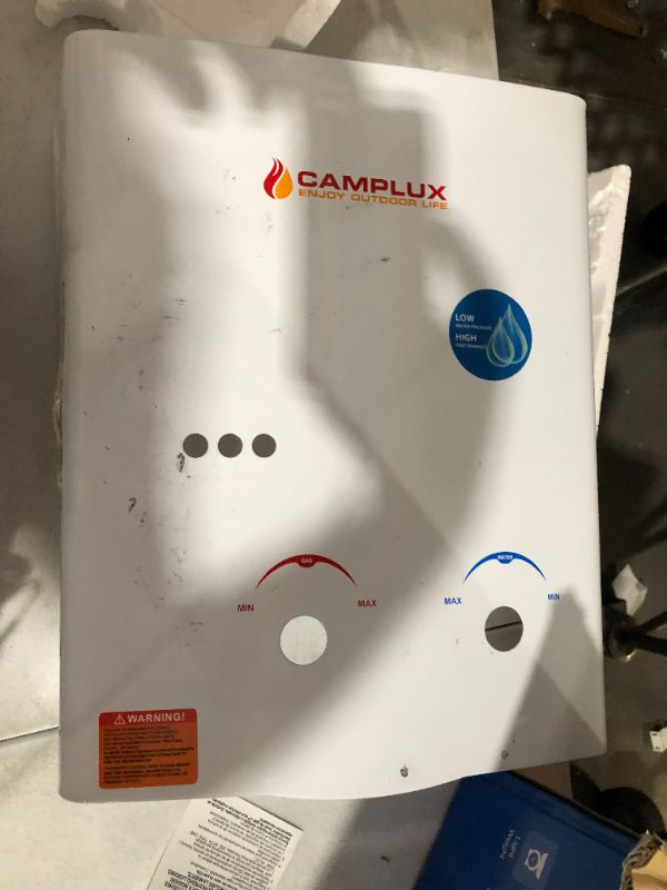 Photo 5 of (PARTS ONLY) CAMPLUX 5L 1.32 GPM Outdoor Portable Propane Tankless Water Heater **(See Clerk Notes)
