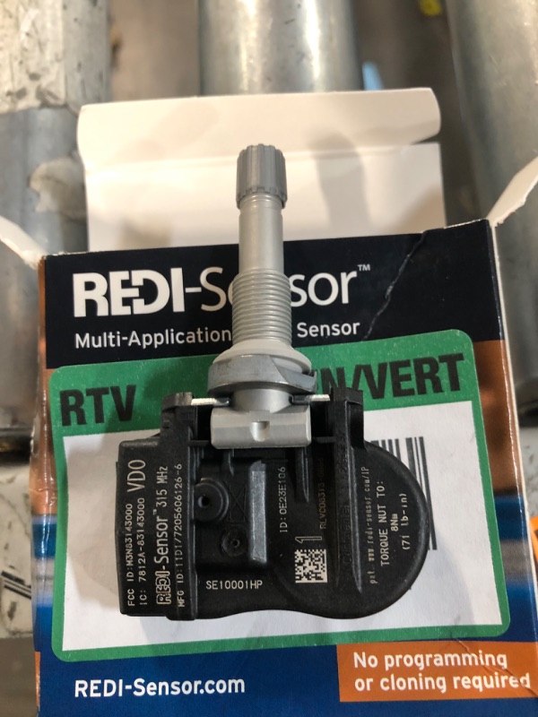 Photo 2 of VDO nobrandname SE51070 TPMS Service Kit (SE10001HP)