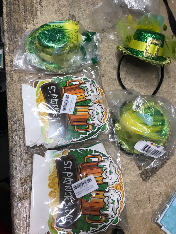 Photo 3 of 5 ITEMS *** ST PATTY'S DECORATIONS BUNDLE 