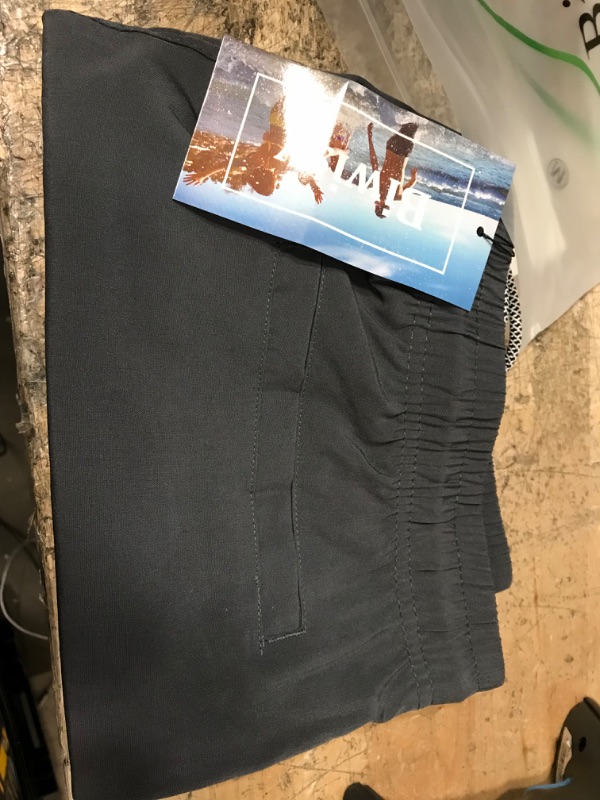 Photo 1 of Biwisy Mens Swim Trunks Quick Dry Beach Shorts Mesh Lining Swimwear Bathing Suits with Pockets Medium Grey