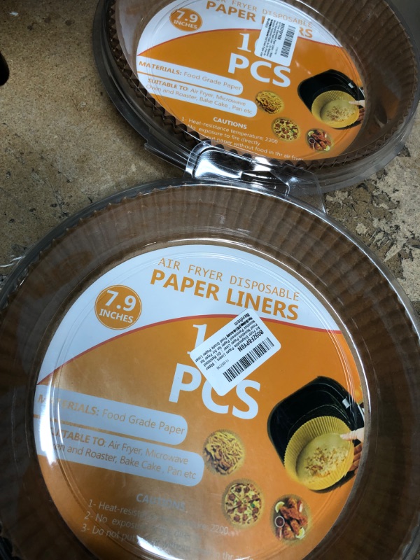 Photo 2 of 2 Air Fryer Disposable Paper Liners | Water Proof Nonstick Paper Liner | Oil Resistant Nonstick Parchment Paper for Air Fryer for Roasting Microwave Food Grade Paper Liner for Baking (7.9 Inch)