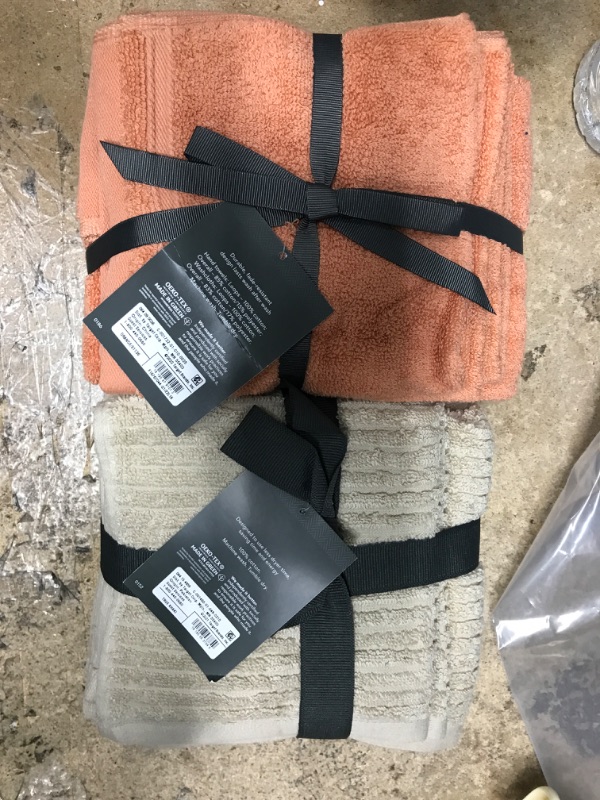 Photo 2 of 2 sets , different colors
4pk Quick Dry Ribbed Hand/Wash Towel Set Tan - Threshold
