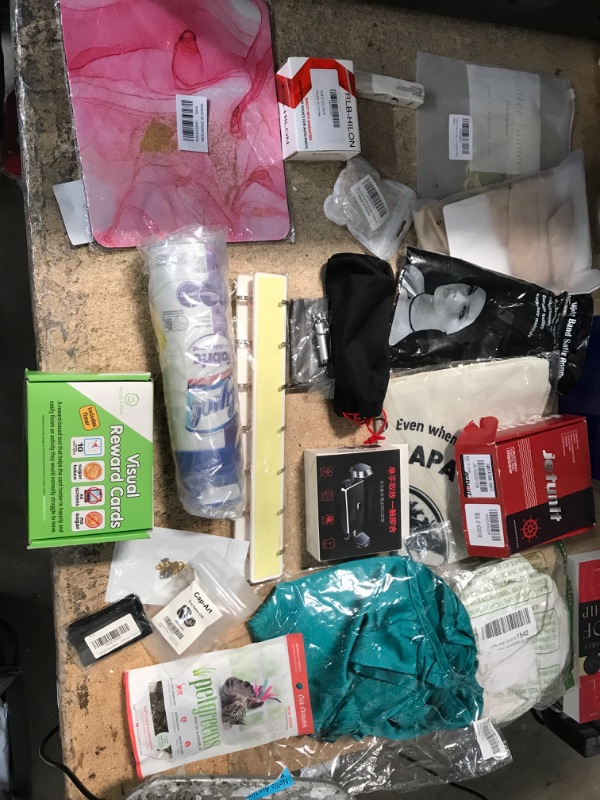 Photo 1 of BUNDLE OF 21 MIXED ITEMS