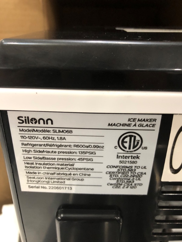 Photo 2 of **Powers On***Silonn Countertop Ice Maker Machine, Portable Ice Makers Countertop with Handle, Makes up to 27 lbs. of Ice Per Day, 9 Cubes in 7 Mins, Self-Cleaning Ice Maker with Ice Scoop and Basket