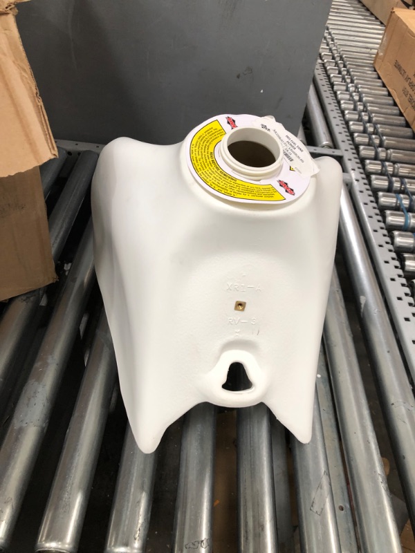 Photo 3 of IMS 112222W1 White Large Fuel Tank - 4.0 Gallon Capacity