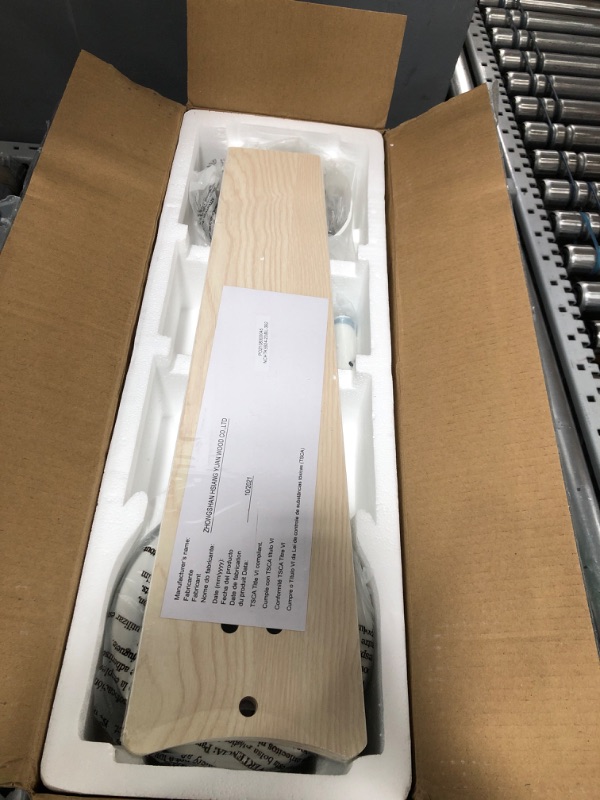 Photo 1 of [USED] Hunter Fan Company 59263 Cassius 52 Inch 3 Blade 3 Speed Wooden Indoor/Outdoor Ceiling Fan with Pull Chain Control, Light Stripe, 52", Fresh White Finish