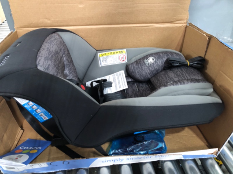 Photo 1 of Cosco Mighty Fit 65 DX Convertible Car Seat (Heather Onyx Gray)
