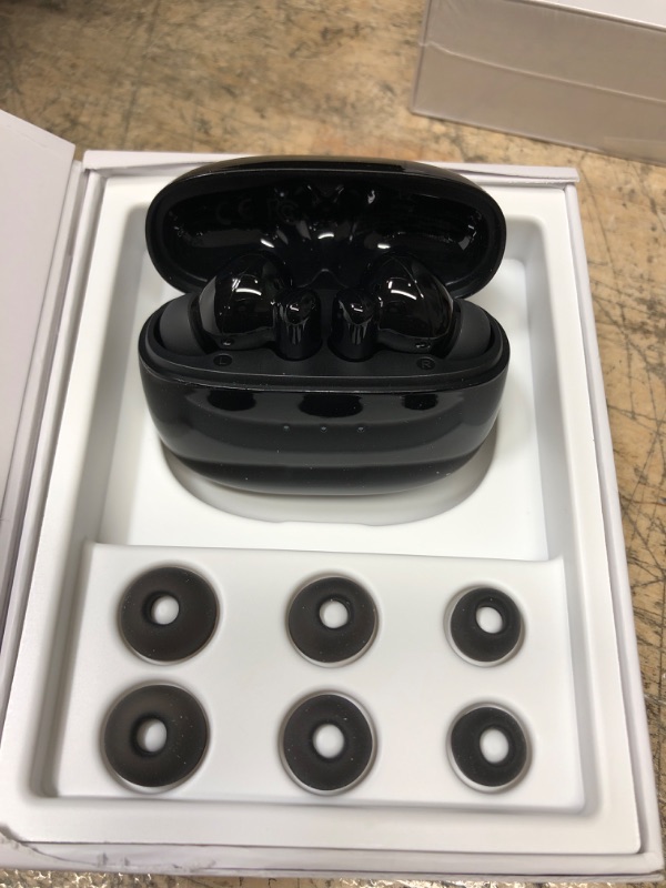 Photo 2 of UGREEN HiTune T3 Active Noise Cancelling Wireless Earbuds 