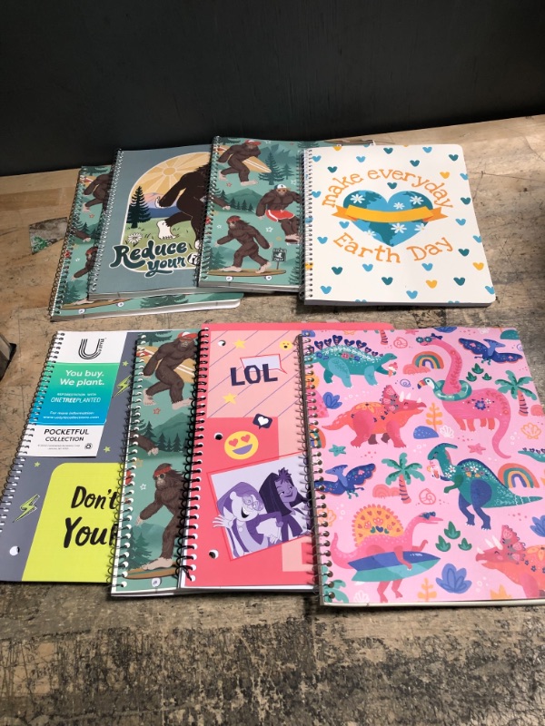 Photo 1 of 16 pcs. Assorted notebooks