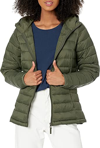 Photo 1 of Amazon Essentials Women's Lightweight Long-Sleeve Full-Zip Water-Resistant Packable Hooded Puffer Jacket
