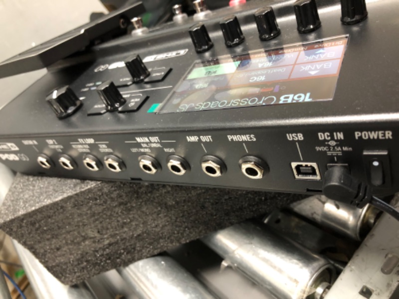Photo 3 of Line 6 POD Go Guitar Multi-Effects Pedal, Black Black Non-Wireless