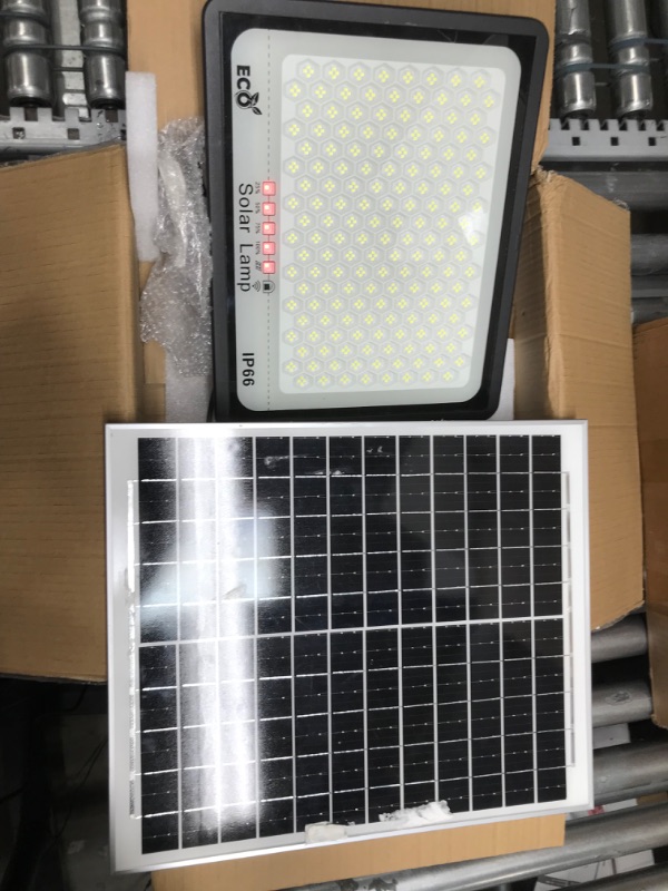 Photo 2 of 300W LED Solar Flood Lights,24000Lumens Street Flood Light Outdoor IP67 Waterproof with Remote Control Security Lighting for Yard, Garden, Gutter, Swimming Pool, Pathway, Basketball Court, Arena
