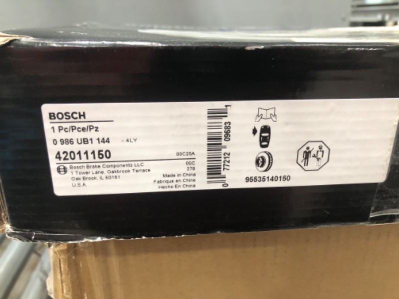 Photo 4 of BOSCH 42011150 QuietCast Premium Disc Brake Rotor - Compatible With Select Audi Q7; Porsche Cayenne; Volkswagen Touareg; FRONT LEFT; 1 PACK