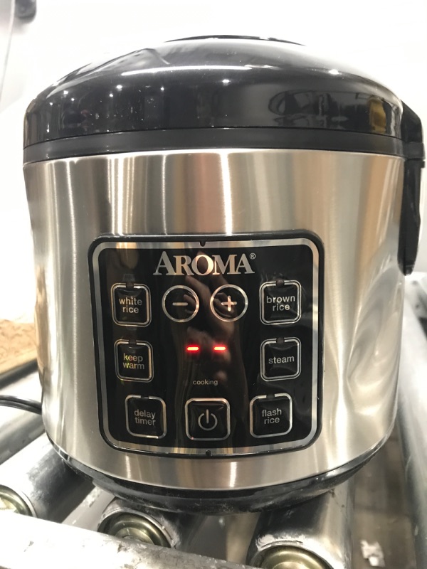 Photo 2 of Aroma Housewares ARC-914SBD Digital Cool-Touch Rice Grain Cooker and Food Steamer, Stainless, Silver, 4-Cup (Uncooked) / 8-Cup (Cooked) Basic