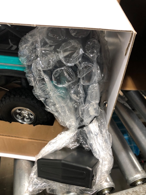 Photo 4 of Axial RC Truck 1/10 SCX10 III Early Ford Bronco 4WD RTR (Battery and Charger Not Included), Turquoise Blue, AXI03014T1