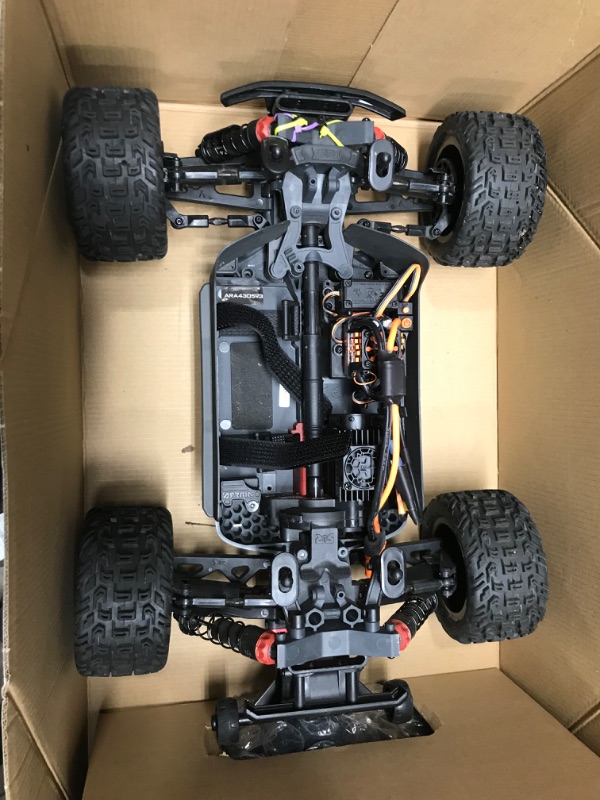 Photo 4 of **MINOR TEAR & WEAR**ARRMA RC Truck 1/10 VORTEKS 4X4 3S BLX Stadium Truck RTR (Batteries and Charger Not Included), Green, ARA4305V3T3