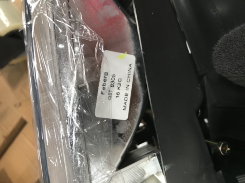 Photo 1 of **MINOR DAMAGE ON ONE HOUSING**Nilight Headlight Assembly for 1994 1995 1996 1997 1998 Chevy Silverado Tahoe Suburban C10 C/K 1500 2500 3500 Replacement Headlamp Chrome Housing Clear Reflector Bumper Corner Lamp, 2 Years Warranty Chrome Housing+ Clear Ref