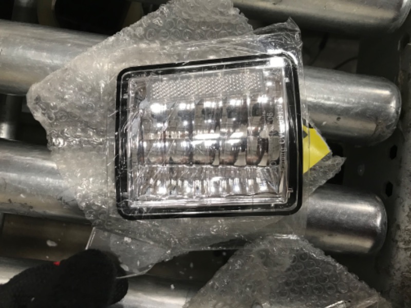 Photo 7 of **MINOR DAMAGE ON ONE HOUSING**Nilight Headlight Assembly for 1994 1995 1996 1997 1998 Chevy Silverado Tahoe Suburban C10 C/K 1500 2500 3500 Replacement Headlamp Chrome Housing Clear Reflector Bumper Corner Lamp, 2 Years Warranty Chrome Housing+ Clear Ref