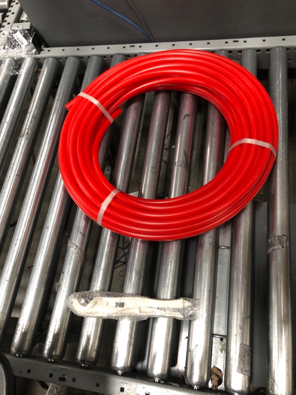 Photo 2 of VEVOR PEX Pipe, 1 Inch x 500 FT PEX Tubing, Non Oxygen Barrier Red PEX-B Pipe, Flexible PEX Water Line for RV Sewer Hose, Plumbing, Radiant Heating Red 500FT Pex Piping