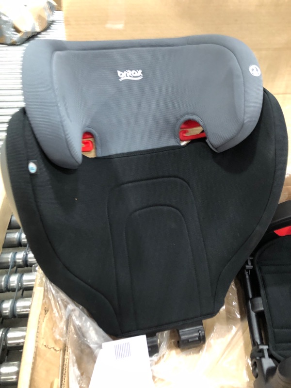 Photo 1 of Britax Highpoint Backless Belt-Positioning Booster Seat, SafeWash Black Ombre