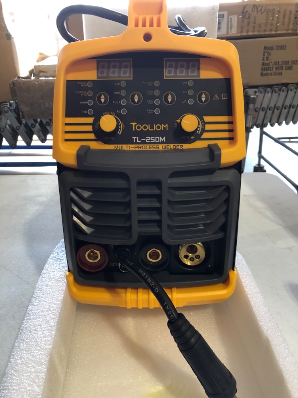 Photo 3 of **See Notes**
TOOLIOM Aluminum MIG Welder 250A 110V/220V Dual Voltage MIG/Lift TIG/Stick 3 in 1 Welding Machine 250A Aluminum MIG Welder