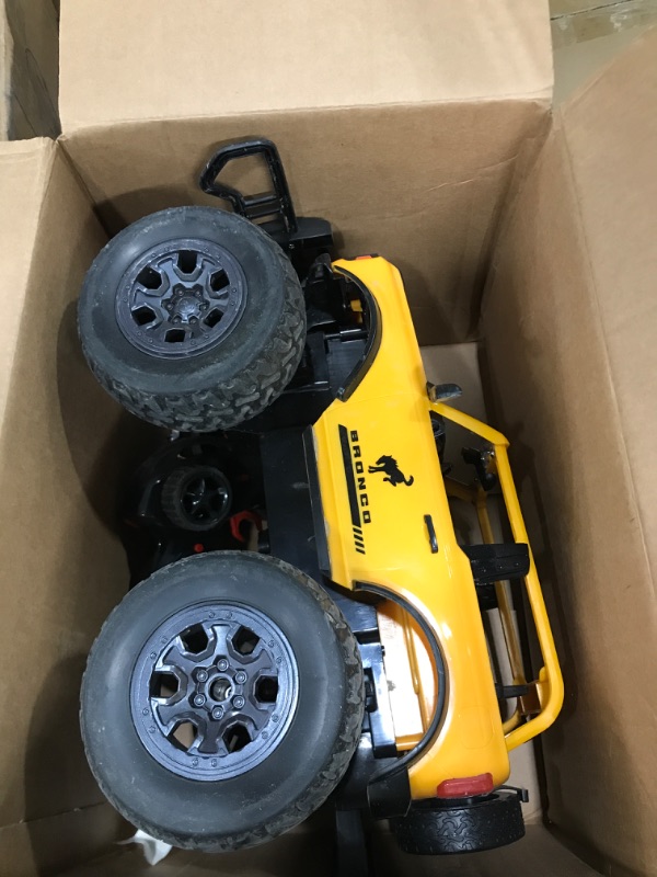 Photo 2 of Carrera RC Officially Licensed Ford Bronco Truck 1:14 Scale 2.4 Ghz Remote Radio Control Car Vehicle